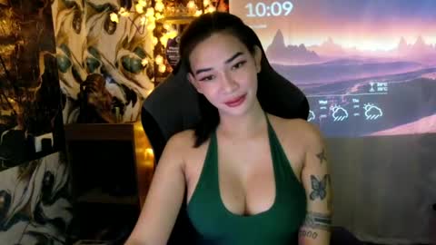 Snapshot of urasiandreamgirlxxx chatting on June 2026 02:09:02 AM jess online show from June 2026 02:09:02 AM