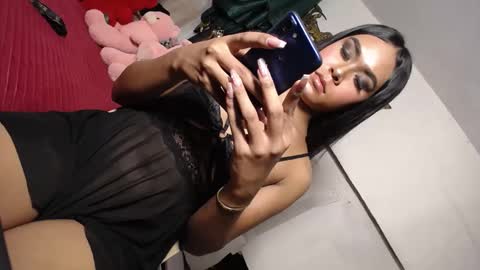 Pau online show from January 2025 08:49:02 AM