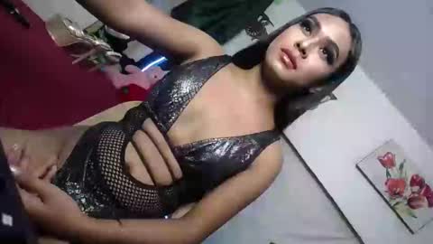 Pau online show from January 2025 04:54:02 AM