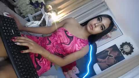 Pau online show from February 2025 06:45:01 AM