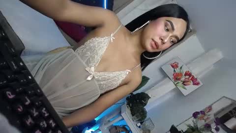Pau online show from March 2025 10:00:02 AM