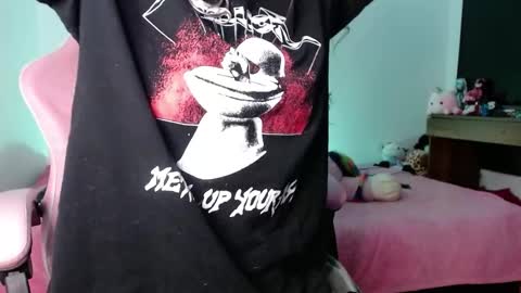 Danielle  online show from December 2024 09:39:02 AM