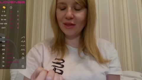 Snapshot of urbadkitty chatting on December 2024 12:49:01 PM urbadkitty online show from December 2024 12:49:01 PM