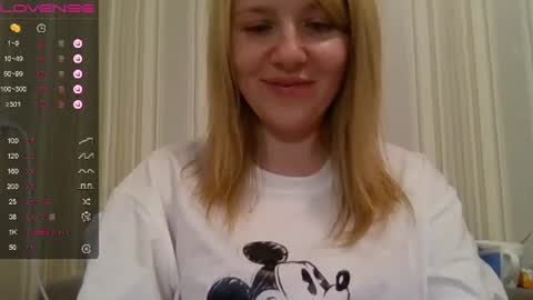 Snapshot of urbadkitty chatting on January 2025 05:42:02 PM urbadkitty online show from January 2025 05:42:02 PM