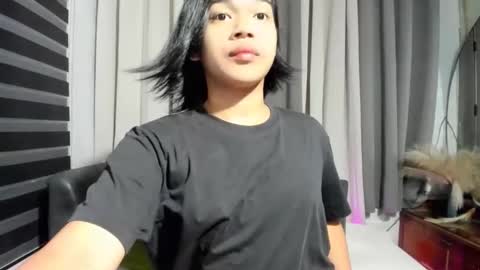 urbambislvt online show from April 2026 01:41:02 AM