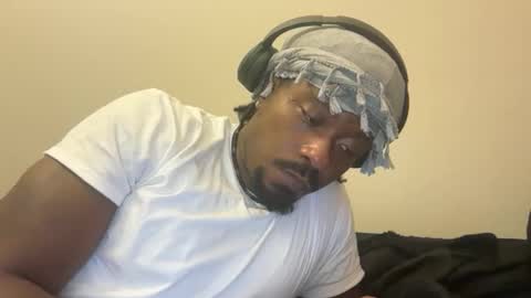 urbandick5 online show from November 2025 02:13:02 AM