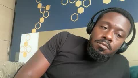 urbandick5 online show from April 2026 08:47:01 PM