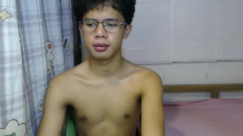 Snapshot of urbbyjosh chatting on January 2025 06:14:01 AM joshua online show from January 2025 06:14:01 AM