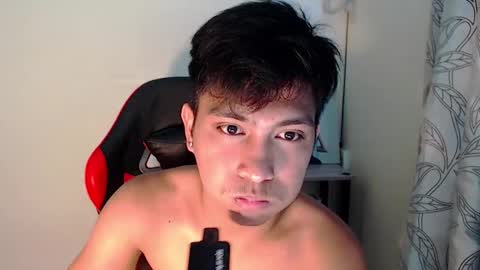 Snapshot of urcuteguy_jhonx chatting on October 2025 11:09:01 AM Dannie online show from October 2025 11:09:01 AM