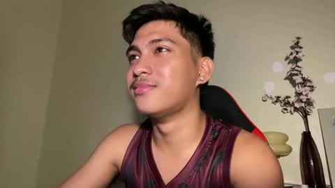 Snapshot of urcuteguy_jhonx chatting on October 2025 04:28:01 PM Dannie online show from October 2025 04:28:01 PM