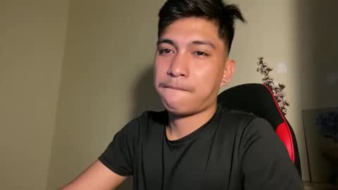 Snapshot of urcuteguy_jhonx chatting on November 2025 09:15:02 PM Dannie online show from November 2025 09:15:02 PM