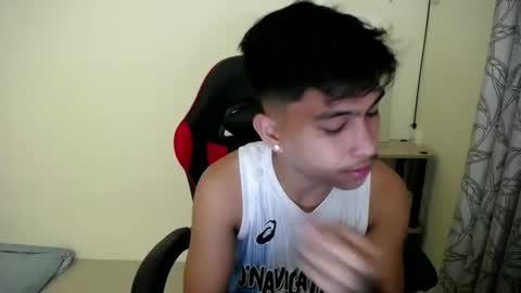 Snapshot of urcuteguy_jhonx chatting on November 2025 02:50:02 PM Dannie online show from November 2025 02:50:02 PM