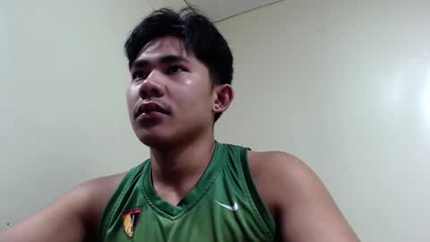 Snapshot of urcutie_asianboy chatting on September 2025 08:04:01 AM KEN online show from September 2025 08:04:01 AM
