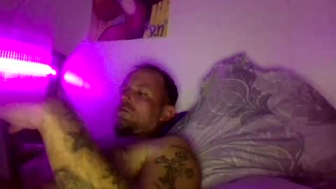 urdaddy875867 online show from December 2024 02:37:02 PM