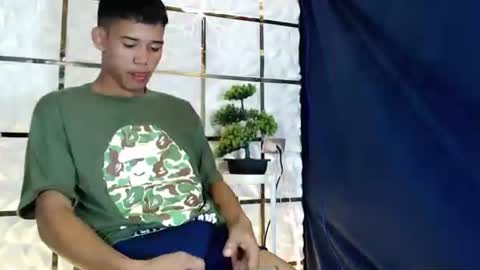 urdreamboy_clarin online show from December 2025 10:17:02 PM