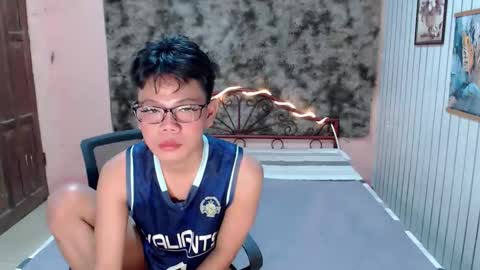 urdreamboy_doms online show from June 2026 06:03:02 PM