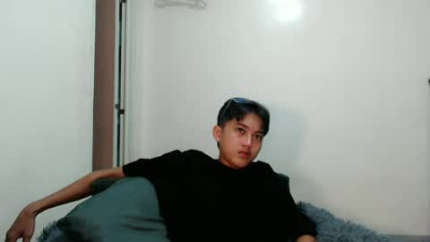 urdreamboy_prince online show from June 2026 07:02:02 PM
