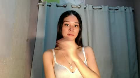 Snapshot of urdreamgirl_stephanie chatting on June 2026 10:17:02 AM stephanie online show from June 2026 10:17:02 AM