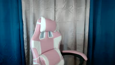 ayumi reacher online show from January 2025 04:52:02 AM