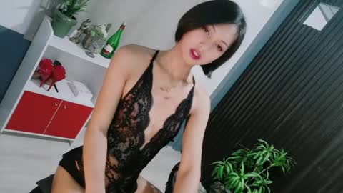 Snapshot of urfavouriteaddiction chatting on February 2026 10:19:02 AM Rianne online show from February 2026 10:19:02 AM