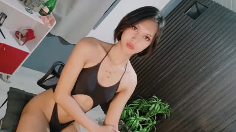 Snapshot of urfavouriteaddiction chatting on February 2026 06:31:01 PM Rianne online show from February 2026 06:31:01 PM