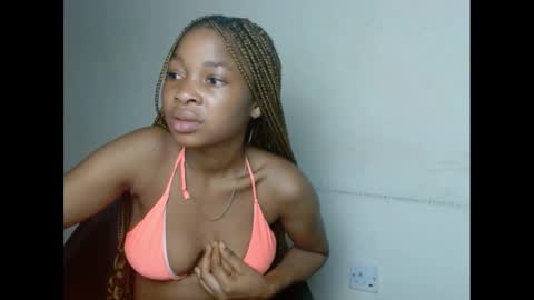 urflirtydoll online show from January 2025 04:10:01 AM