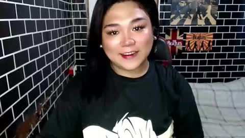 Snapshot of urgirl_dimple chatting on September 2025 04:22:01 AM Dimple online show from September 2025 04:22:01 AM