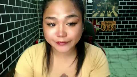 Snapshot of urgirl_dimple chatting on November 2025 05:40:01 AM Dimple online show from November 2025 05:40:01 AM