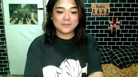 Dimple online show from December 2025 06:53:01 AM