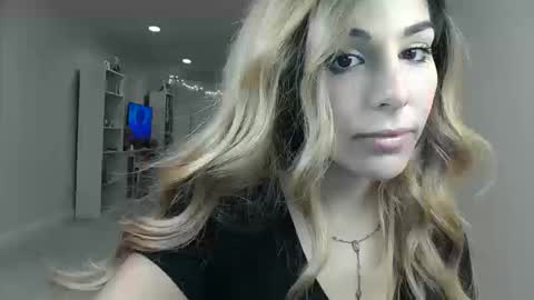 Snapshot of urgoddessmarla chatting on October 2025 01:17:02 AM Goddess Marla online show from October 2025 01:17:02 AM