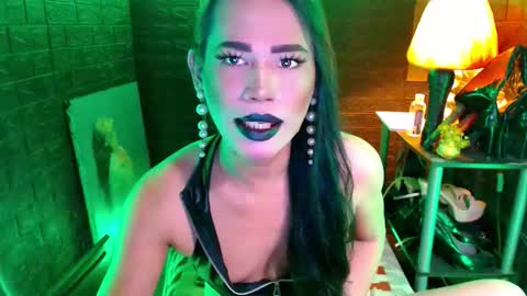 Snapshot of urhardcockqueenxxx chatting on June 2026 06:47:01 PM queen norelle online show from June 2026 06:47:01 PM
