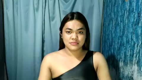 Snapshot of urhottie_bella chatting on June 2026 10:10:02 AM urhottie_bella online show from June 2026 10:10:02 AM