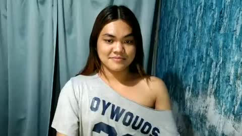 Snapshot of urhottie_bella chatting on July 2026 01:01:01 AM urhottie_bella online show from July 2026 01:01:01 AM
