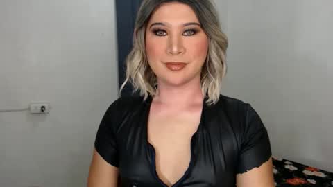 Zoe online show from January 2025 10:19:01 PM