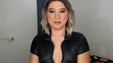 Zoe online show from January 2025 10:37:01 PM