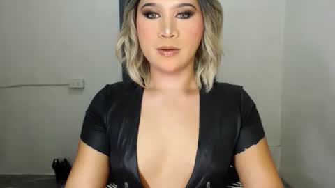 Zoe online show from February 2025 11:51:02 AM