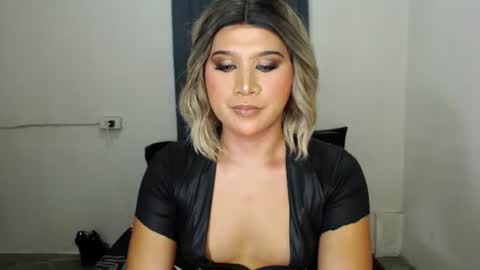 Zoe online show from February 2025 02:56:02 PM