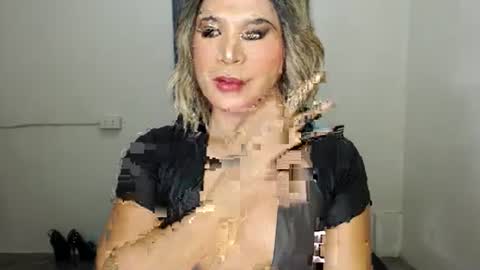 Zoe online show from February 2025 02:43:01 PM