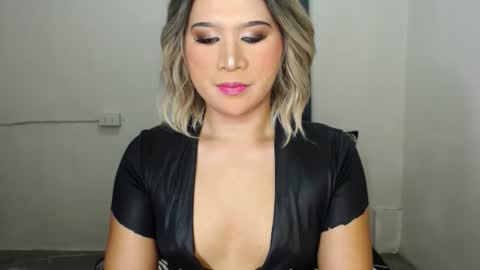 Zoe online show from February 2025 12:27:02 PM