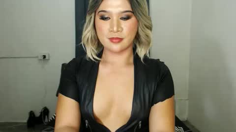 Zoe online show from February 2025 03:50:02 PM