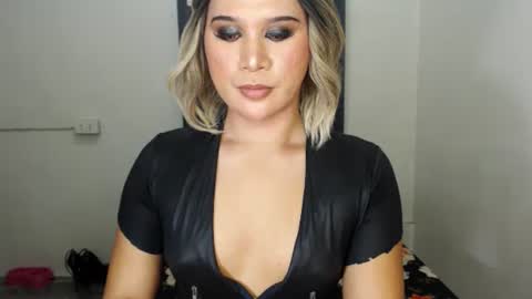 Zoe online show from February 2025 11:57:02 AM