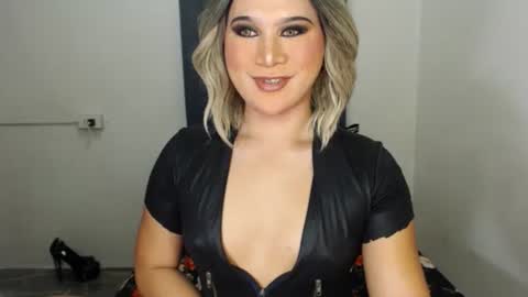 Zoe online show from February 2025 08:28:02 AM