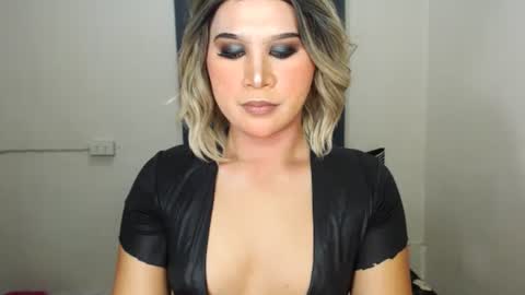 Zoe online show from February 2025 10:50:02 PM