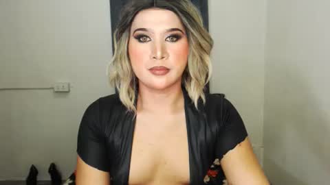 Zoe online show from March 2025 02:28:02 AM