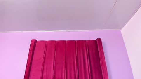 Love online show from April 2026 10:25:02 PM