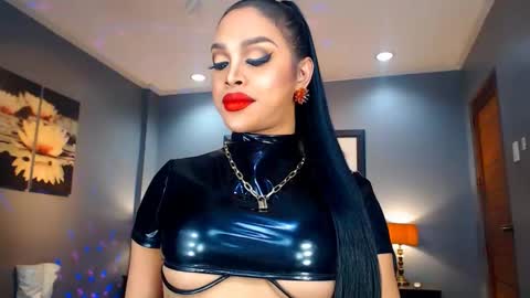 Snapshot of urmajestytyra chatting on December 2024 12:02:01 AM UrMajestyTyra online show from December 2024 12:02:01 AM