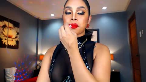 Snapshot of urmajestytyra chatting on December 2024 05:07:02 AM UrMajestyTyra online show from December 2024 05:07:02 AM