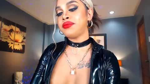 Snapshot of urmajestytyra chatting on December 2024 07:56:02 AM UrMajestyTyra online show from December 2024 07:56:02 AM