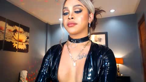 Snapshot of urmajestytyra chatting on January 2025 03:22:02 PM UrMajestyTyra online show from January 2025 03:22:02 PM
