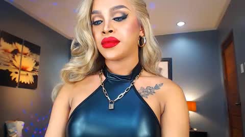 Snapshot of urmajestytyra chatting on January 2025 01:26:01 AM UrMajestyTyra online show from January 2025 01:26:01 AM